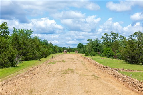 Falcon Crest Tract 25